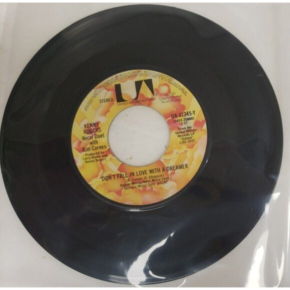 Record 45 RPM Vinyl  Kenny Rogers & Kim Carnes Don't Fall In Love With a Dreamer - Picture 2 of 4